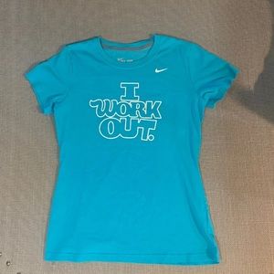 Womens nike short sleeve